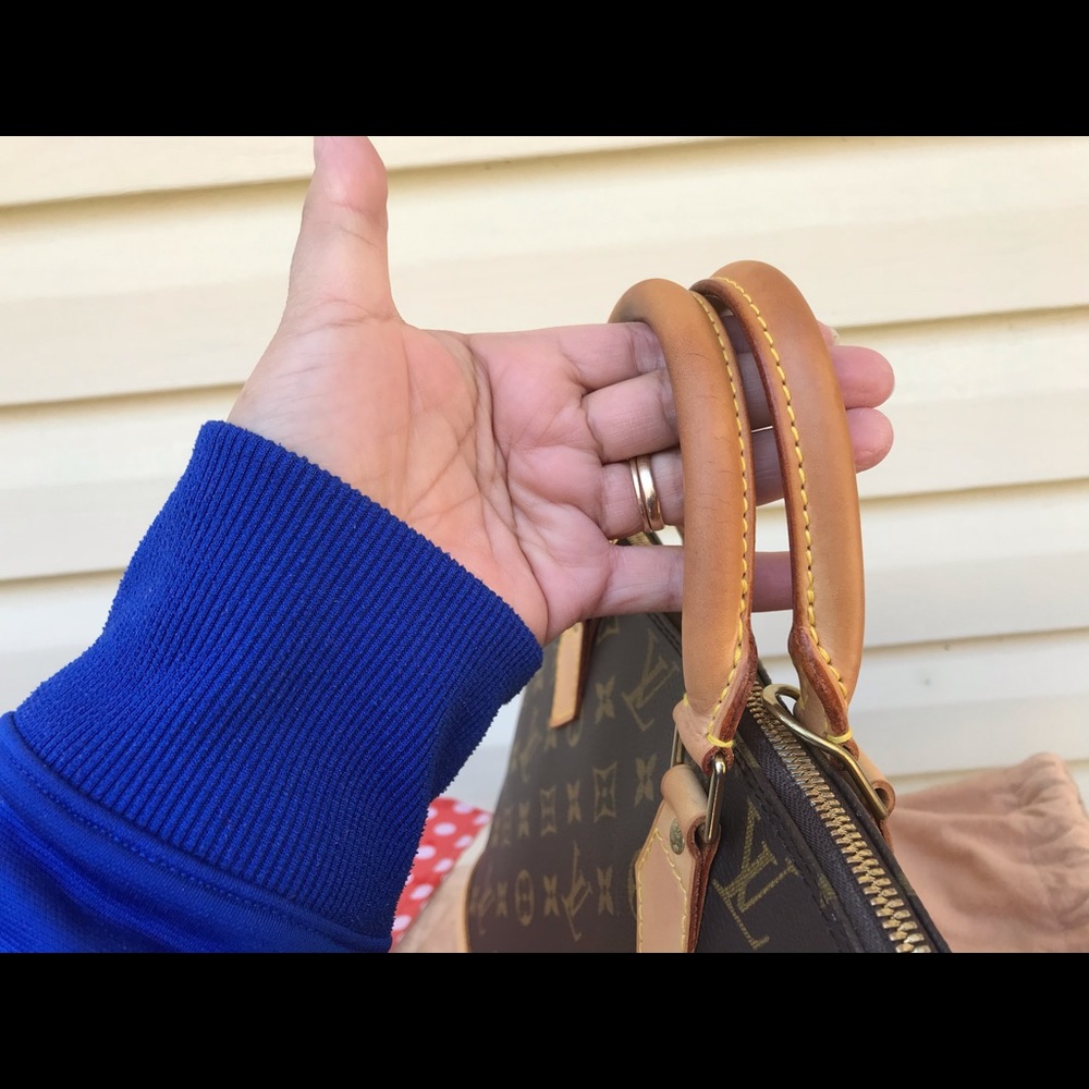 Louis Vuitton Alma Monogram PM size SOLD - Picture 9 of 14